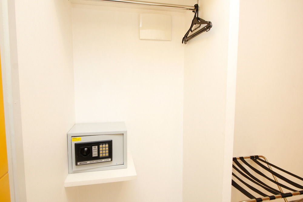 Airy Glodok Pinangsia Raya Jakarta Hotel Eksteriør billede