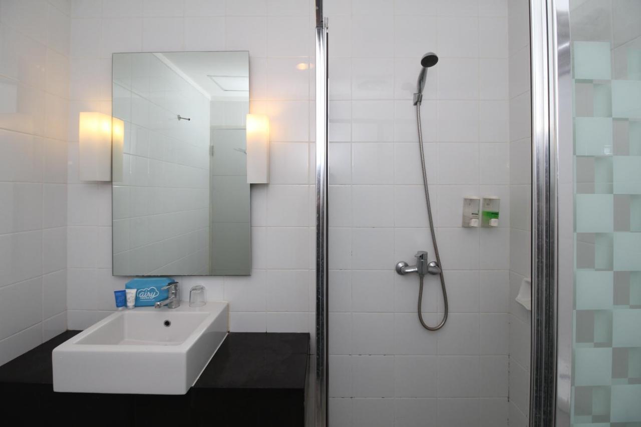Airy Glodok Pinangsia Raya Jakarta Hotel Eksteriør billede